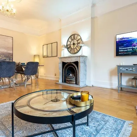 South Kensington - Cromwell Rd Residence